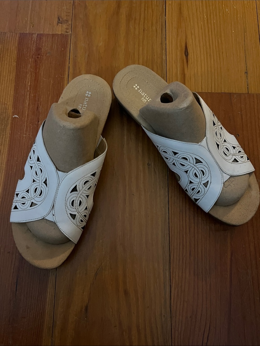 Naturalizer slip on sandals